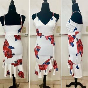 🤍🌺White dress with tropical flowers🌺🤍